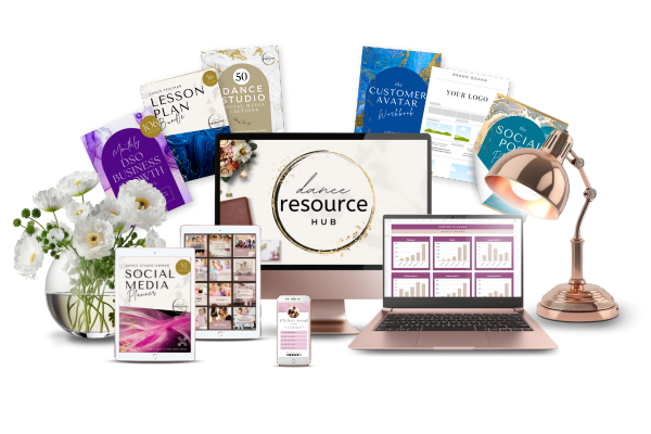 Social Systems Academy mockups 600x400px